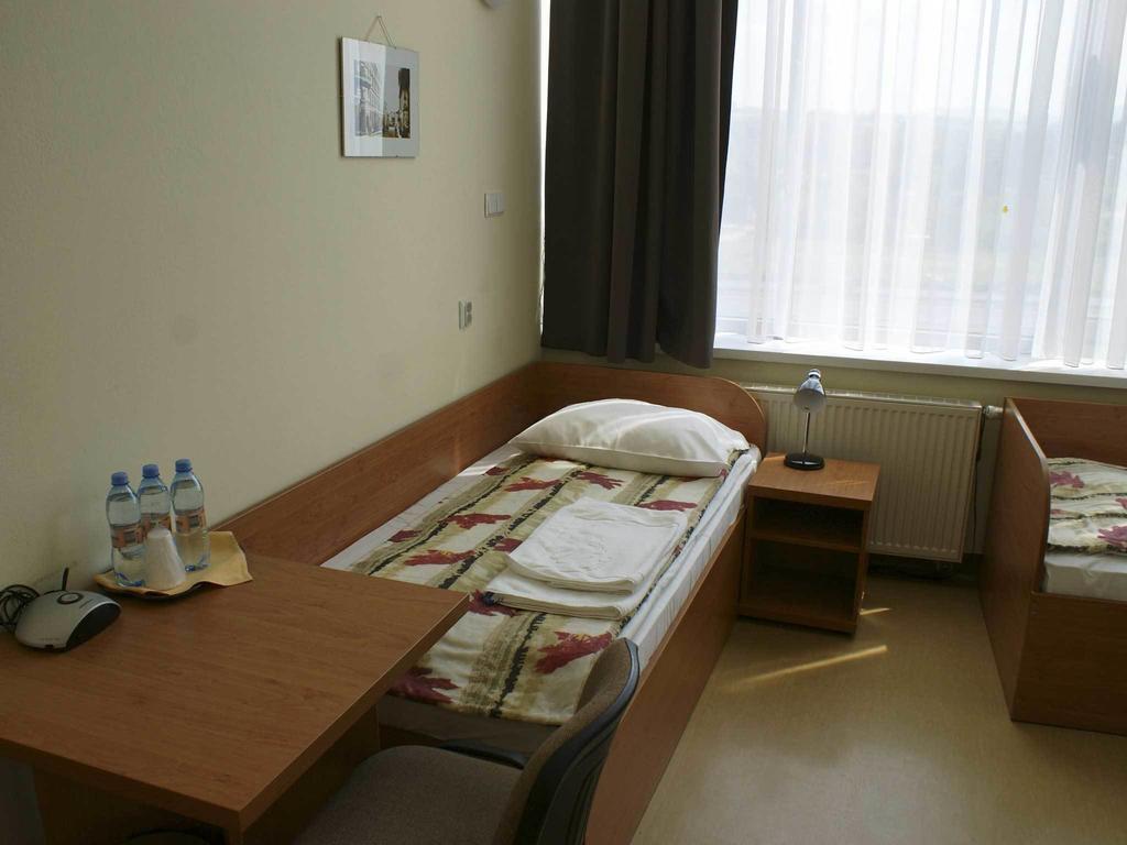 Bit Hotel Bielsko-Biala Quarto foto